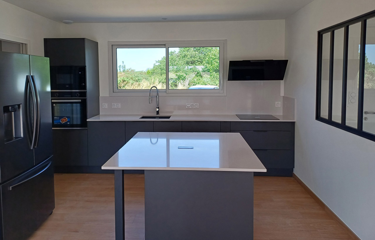 Cuisine moderne et lumineuse