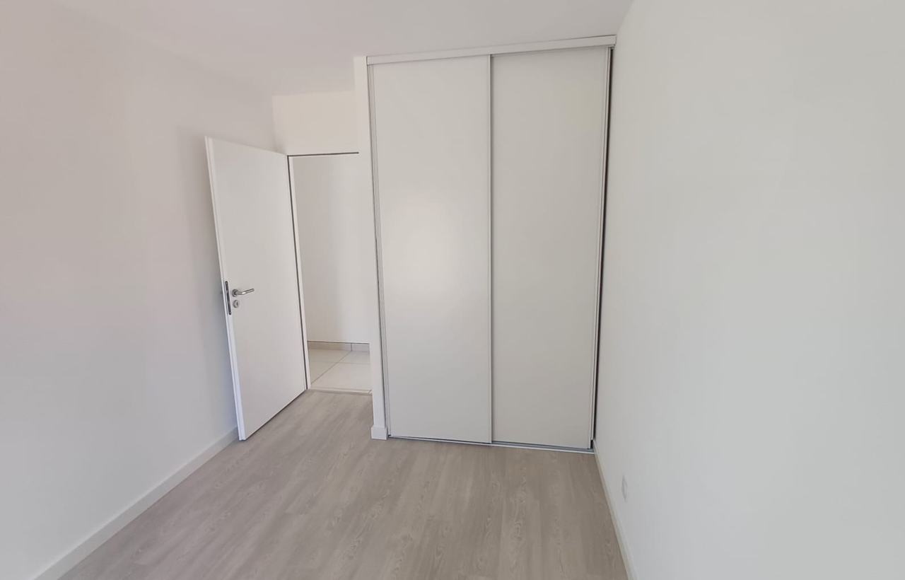 Chambre de la maison individuelle