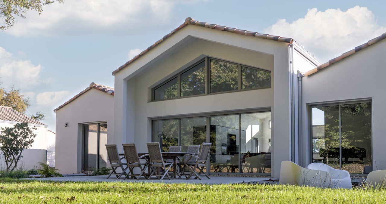 Maison moderne de 164 m² avec jardin lumineux, construite aux Sables d’Olonne en Vendée