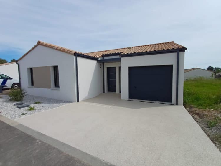 Maison traditionnelle à Vairé