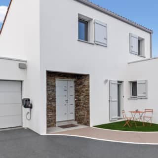 façade avant maison à étage 6 pièces à Saint-Hilaire-de-Riez