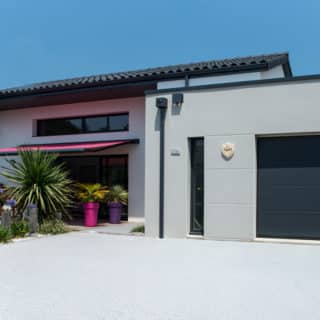 Maison contemporaine lumineuse avec fenêtre panoramique à Jard-sur-Mer